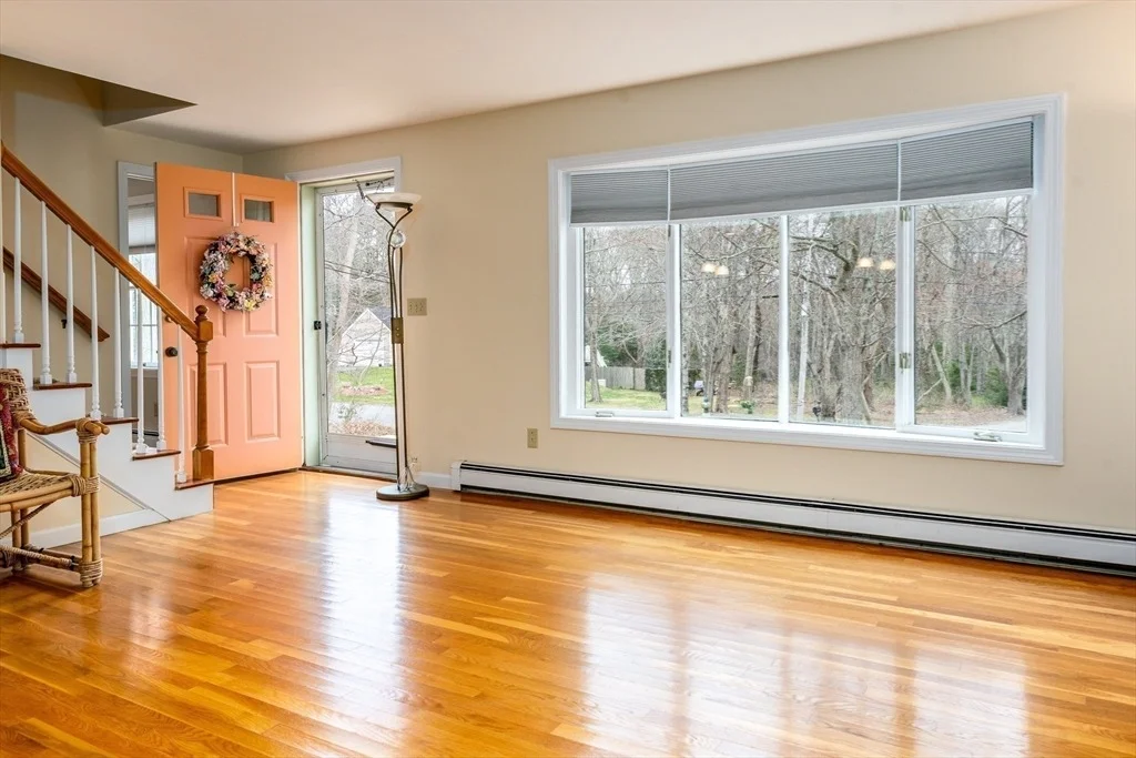 Photo of 49 Great Hill Dr