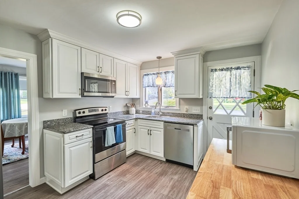 Photo of 11 Putnam Road