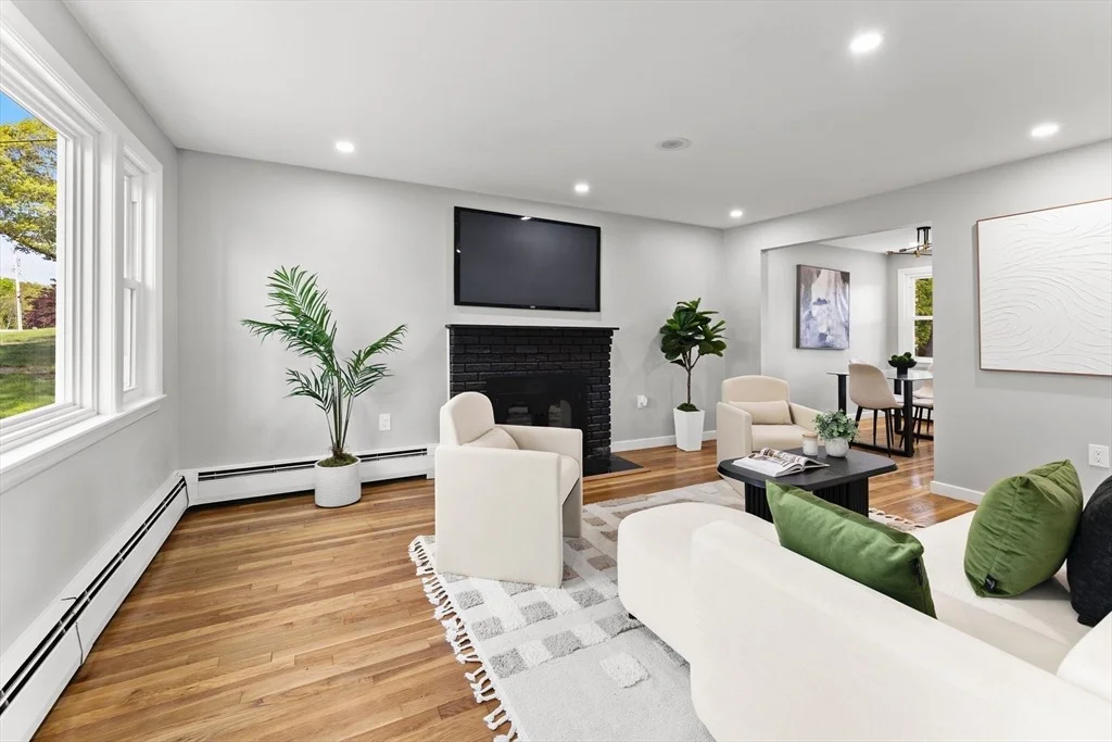 Photo of 38 Isabel Cir