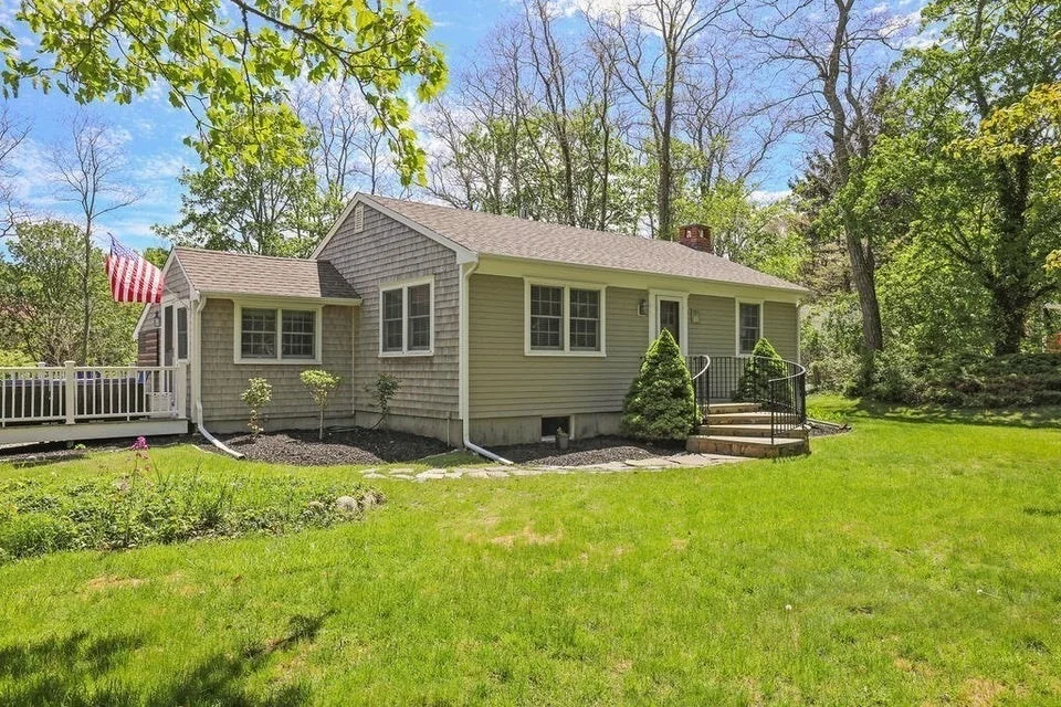 Photo of 33 Beach Rd