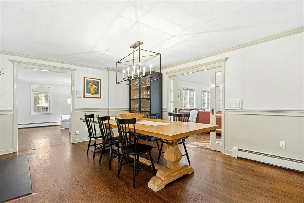 Photo of 266 Willowgate Rise