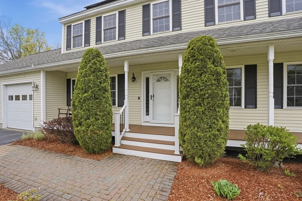 Photo of 34 Harbor Light Road