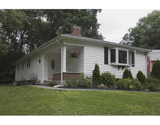 Photo of 39 Greeley Cir