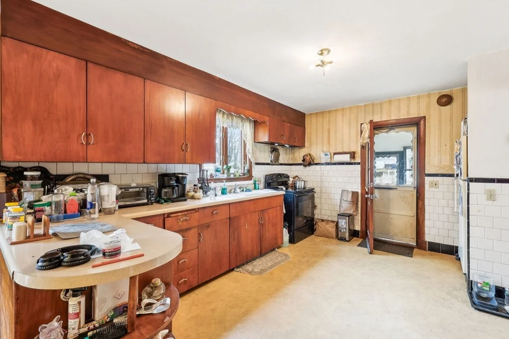Photo of 33 Webster Ave