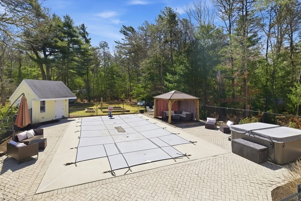 Photo of 120 Degrass Road