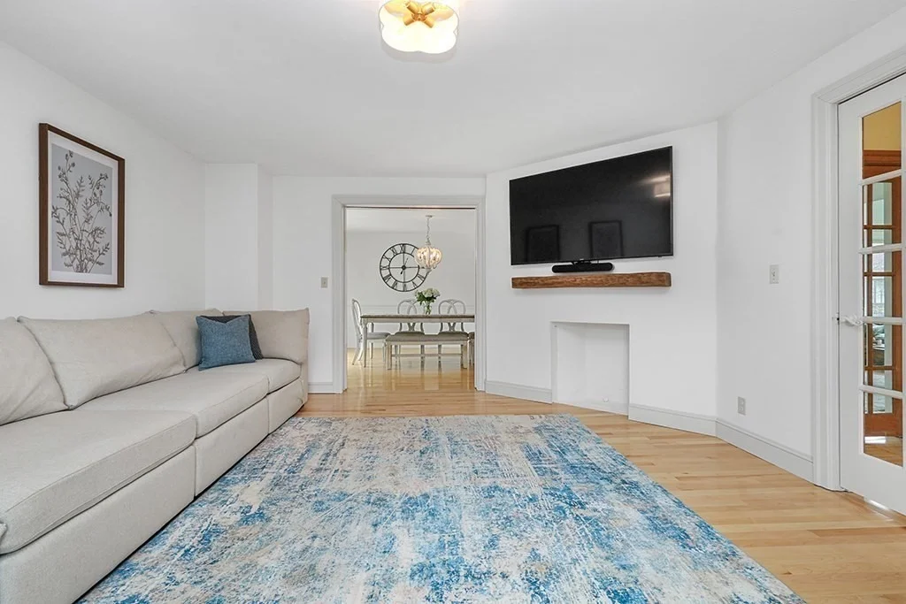 Photo of 20 Maple Ave