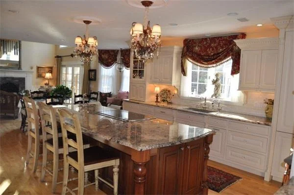 Photo of 110 Diniz Drive