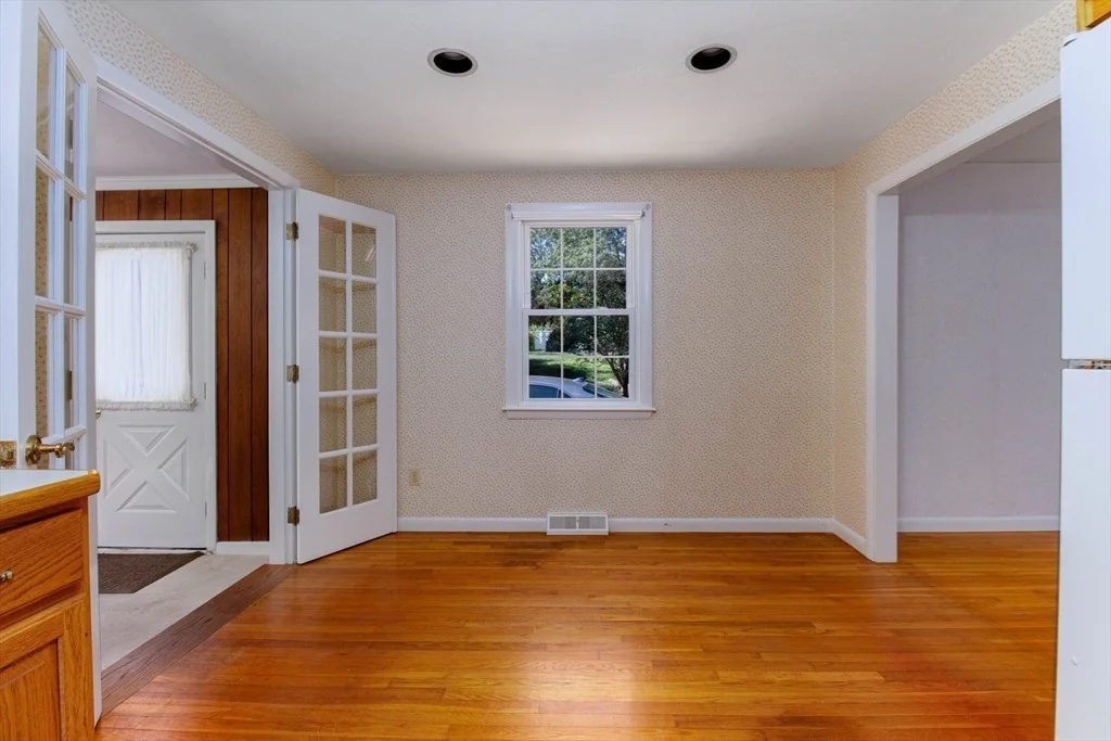 Photo of 75 Ridge Road