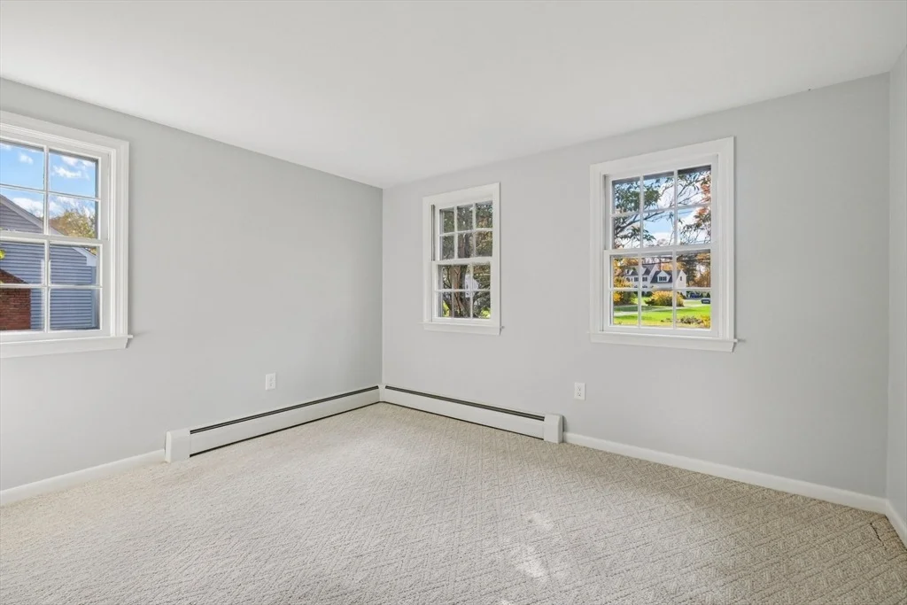 Photo of 342 Robinson St