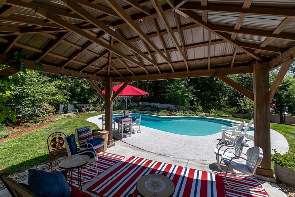 Photo of 7 Parker River Drive
