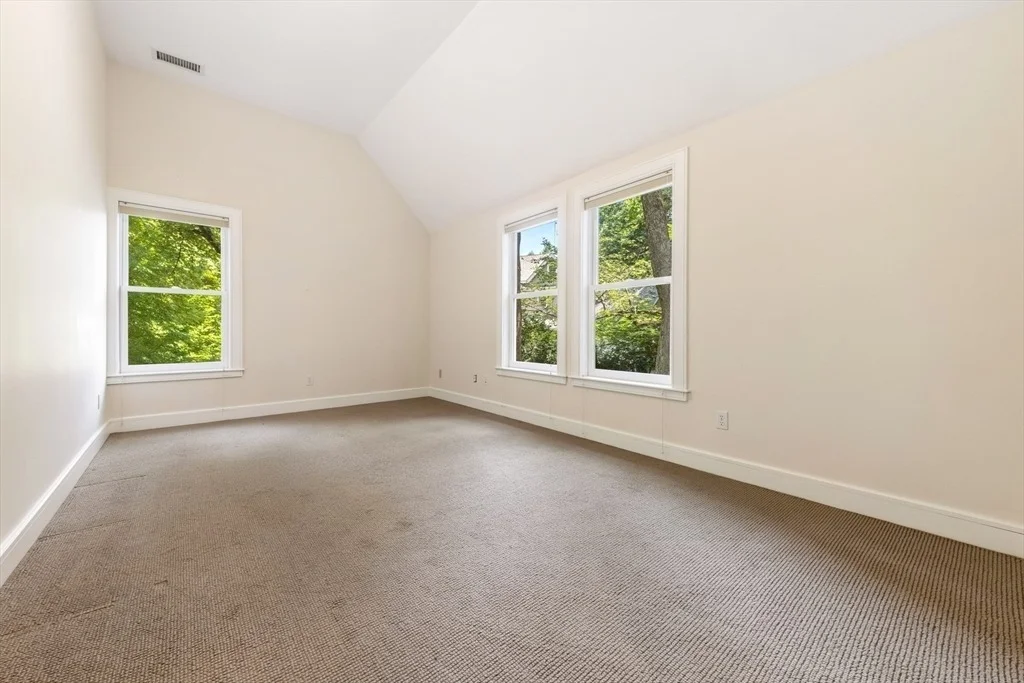 Photo of 49 Buswell Park