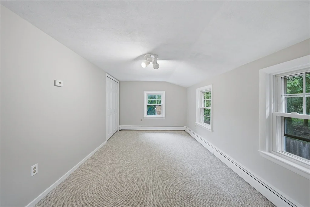 Photo of 8 Brackett Ave