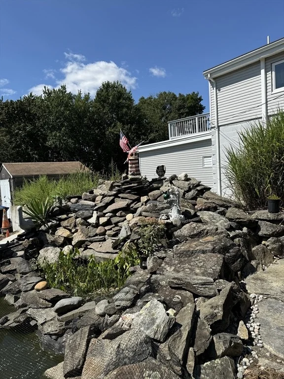 Photo of 1023 Main Rd