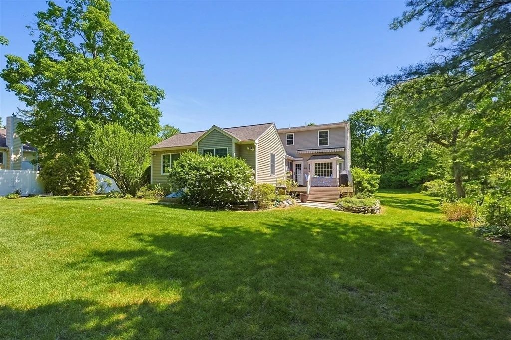 Photo of 203 Pleasant St