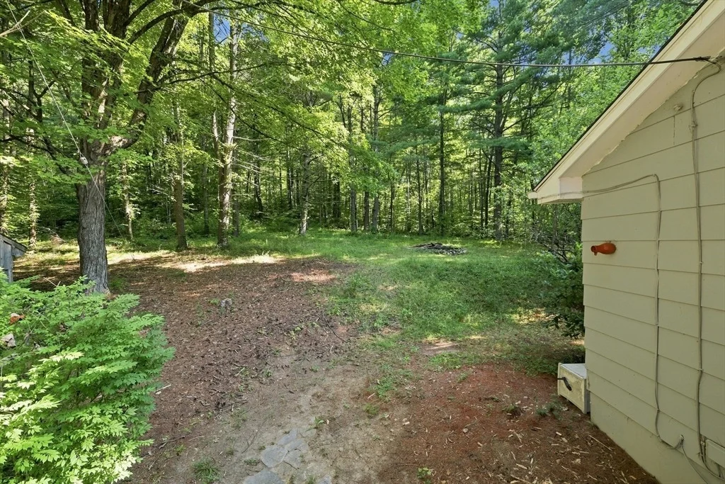 Photo of 93 Leno Rd