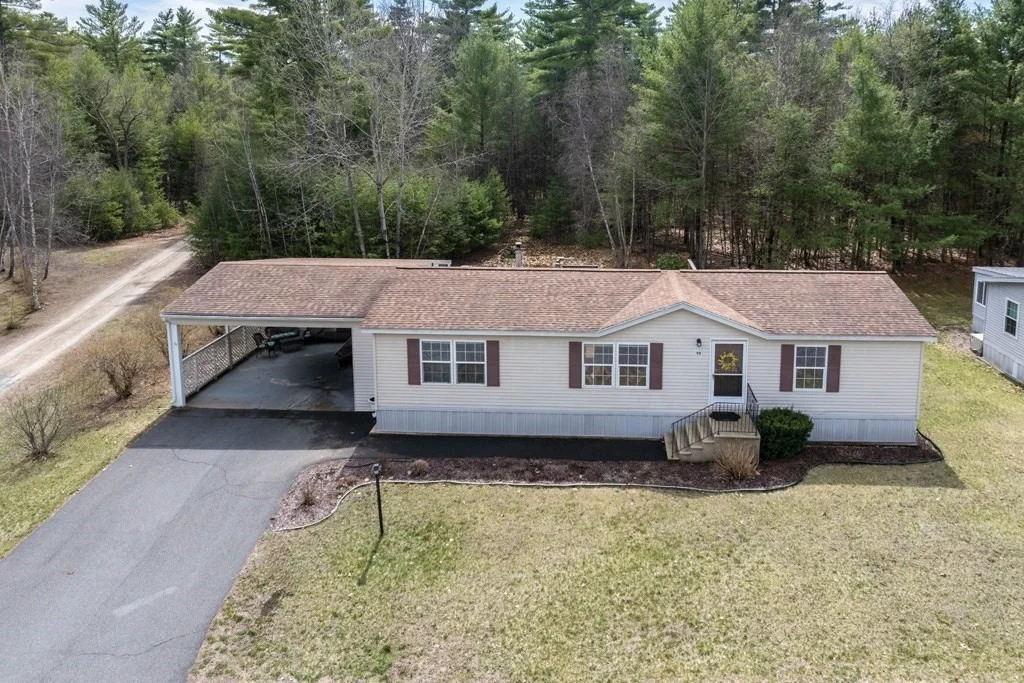 Photo of 90 Earl Drive