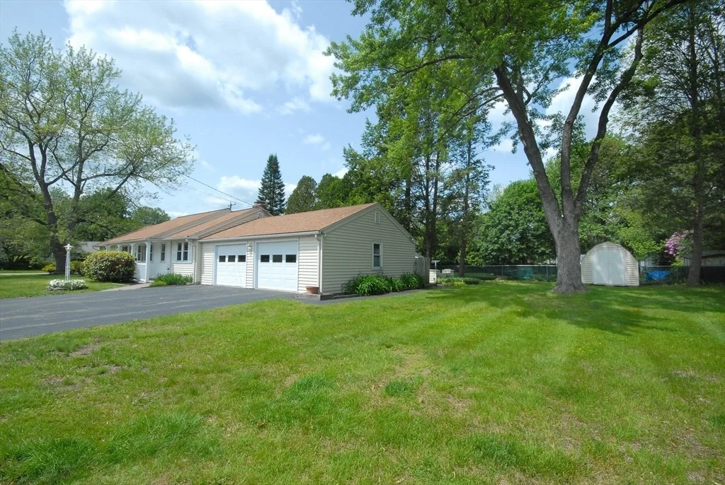 Photo of 12 Reo Rd