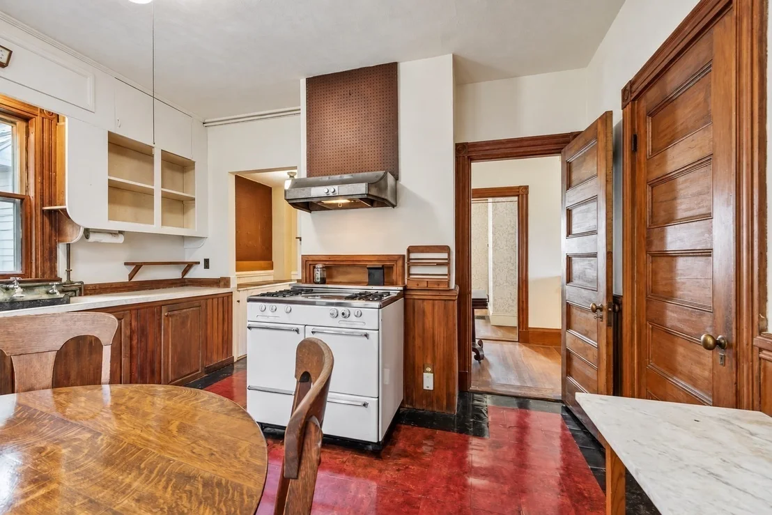 Photo of 26 Walnut Pl