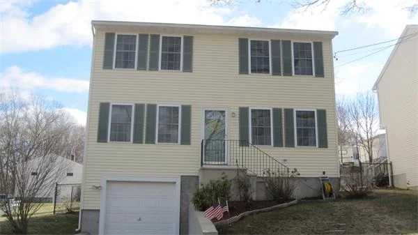 Photo of 155 Colonial