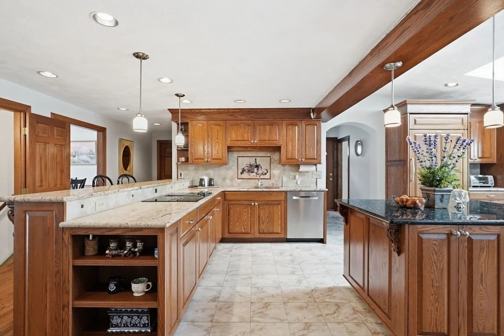 Photo of 37 Fairchild Dr