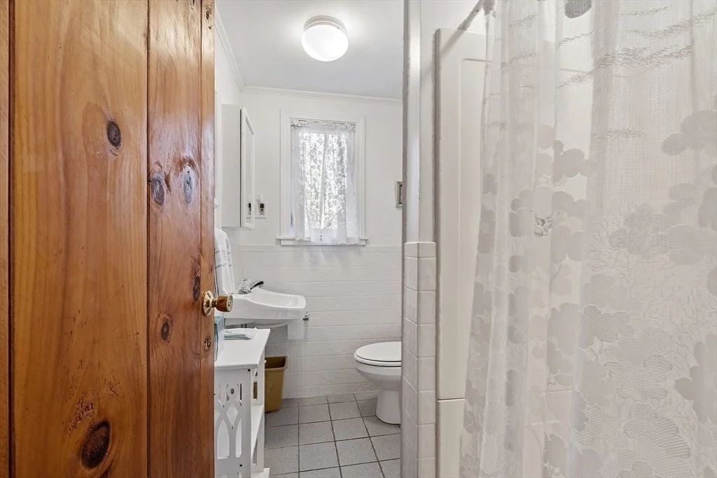 Photo of 6 Laurel Acres