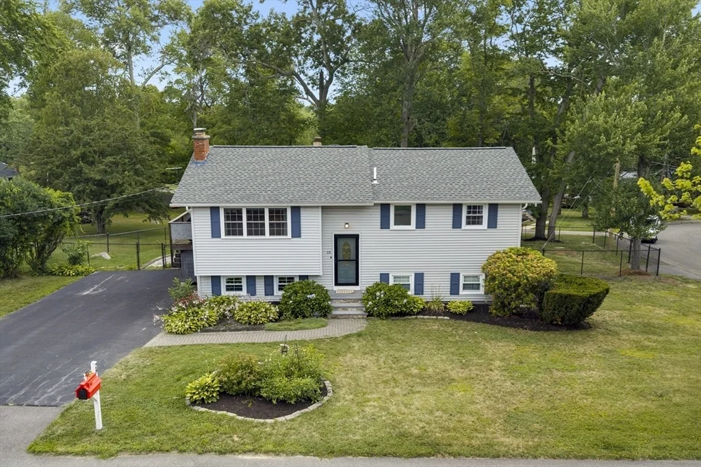 Photo of 28 Yale Dr