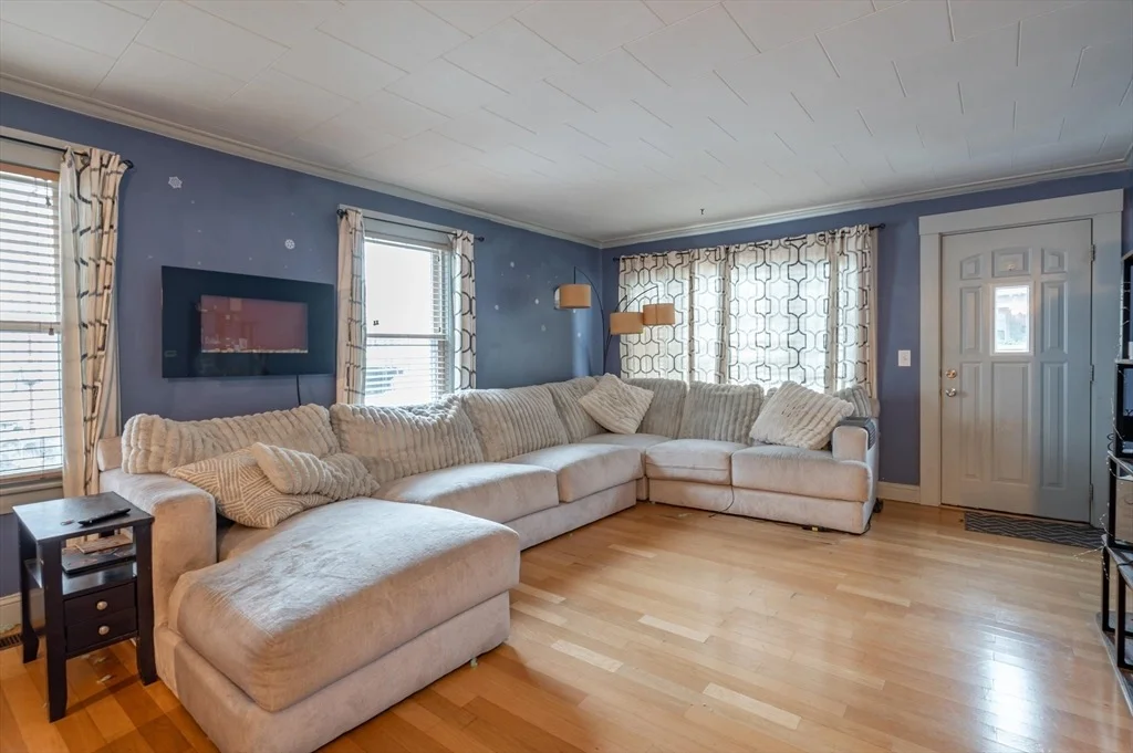 Photo of 7 Field Ave