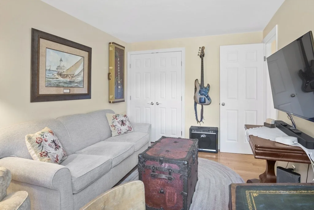 Photo of 37 Chamberlain Rd