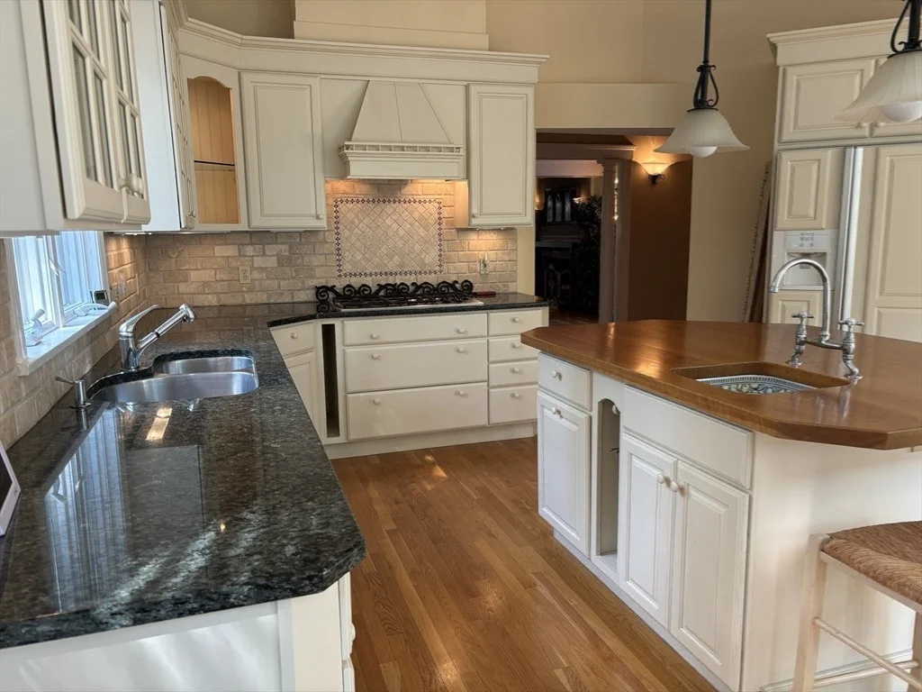 Photo of 7 Tanglewood Rd