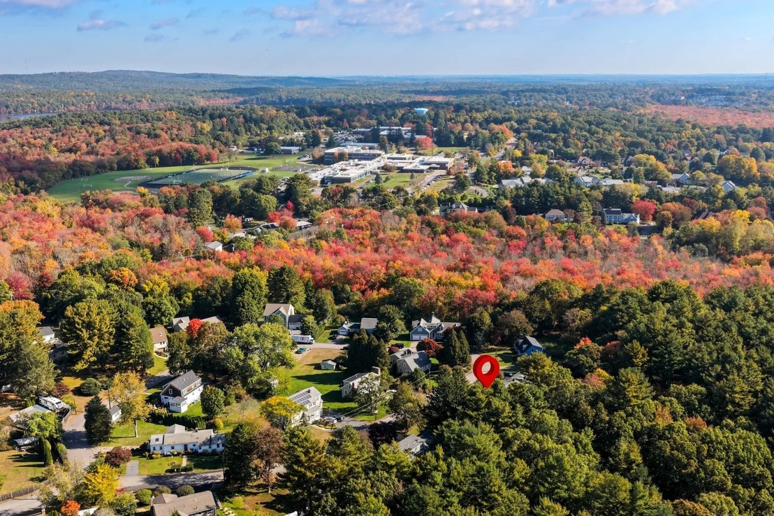 Photo of 19 Autumn Cirlce