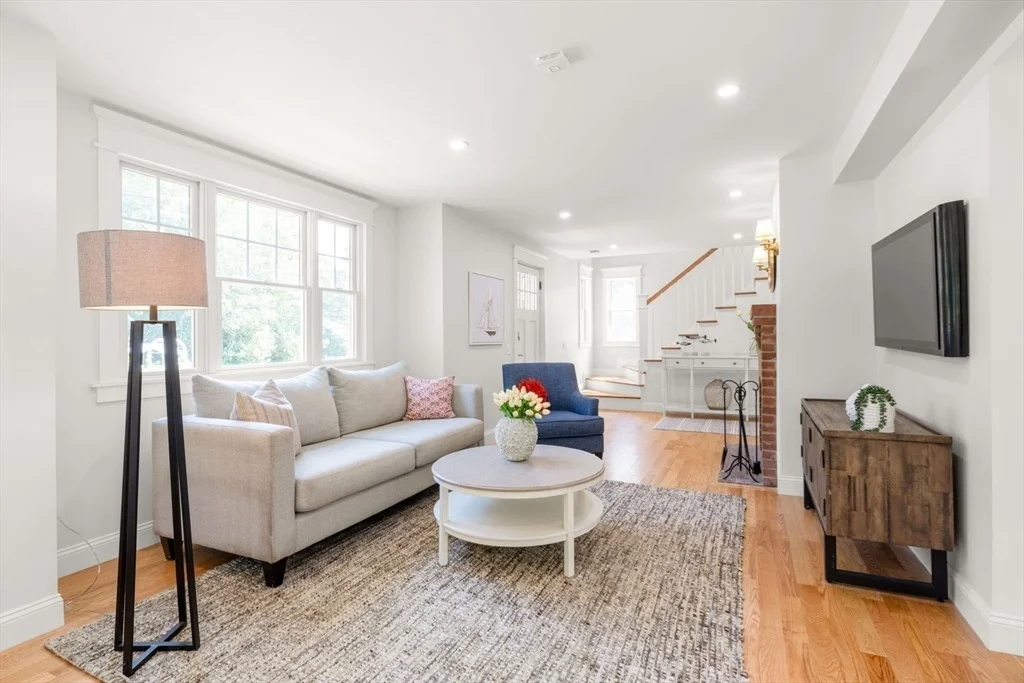 Photo of 5 Pinetree Lane