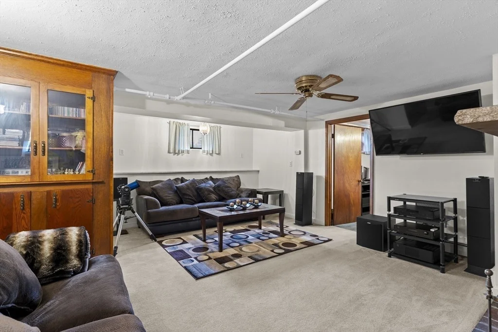 Photo of 96 Loring Ave