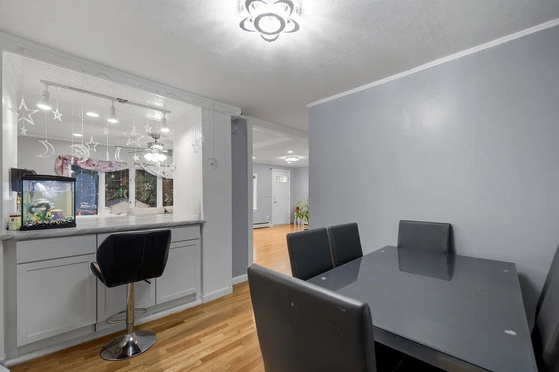 Photo of 31 Endicott St.