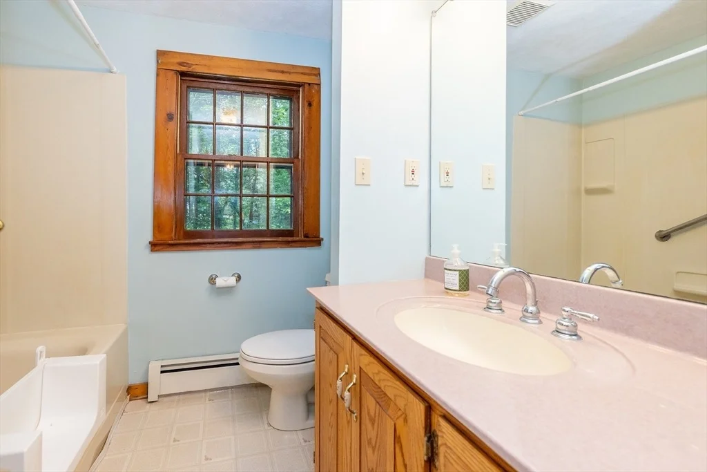 Photo of 295 Forest St
