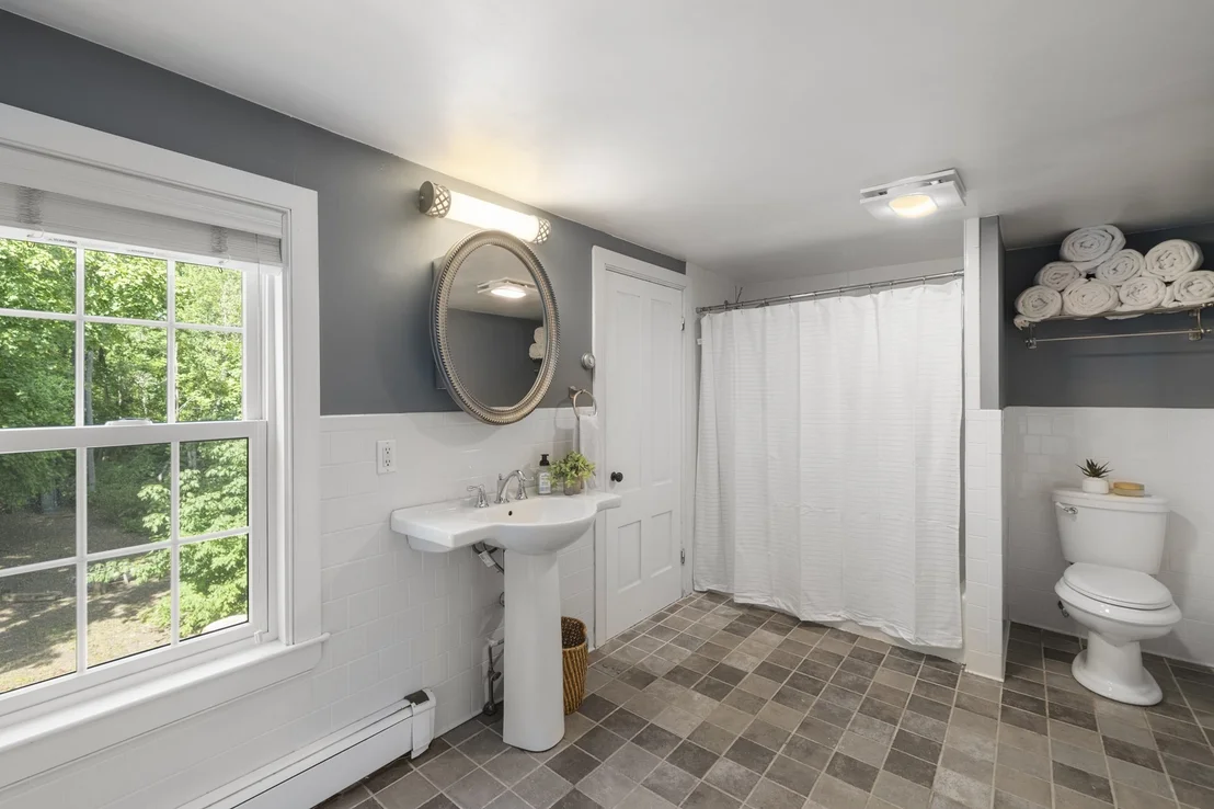 Photo of 35 Smith Pl