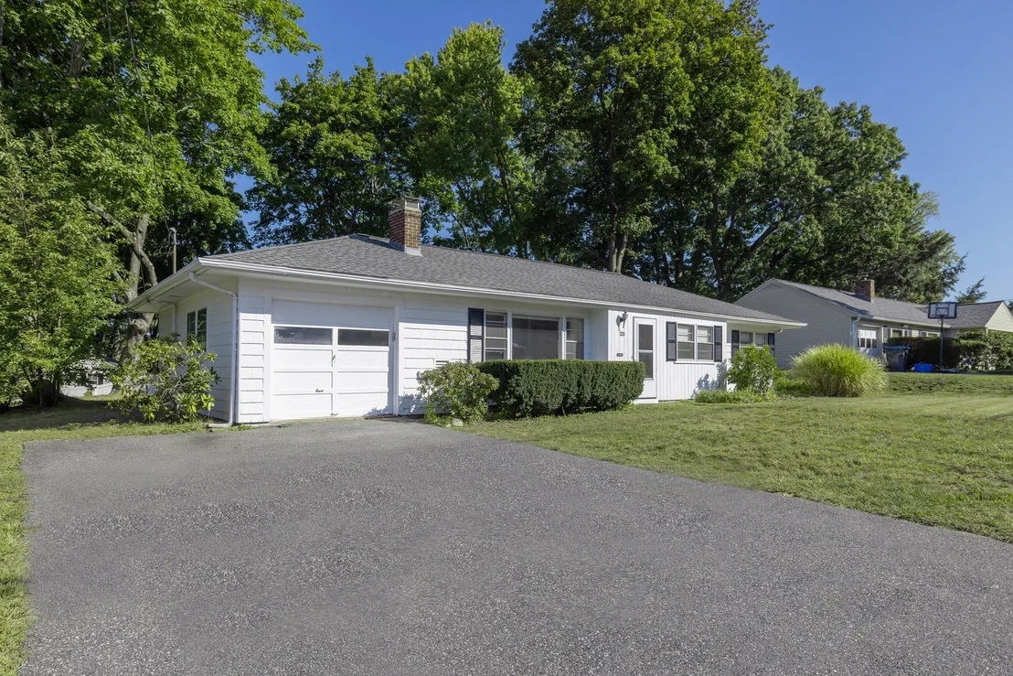 Photo of 23 Spring Valley Rd