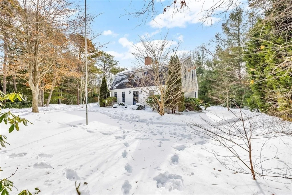 Photo of 85 Clamshell Cove Rd