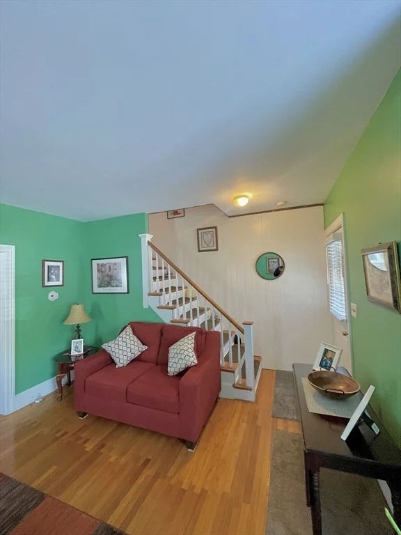 Photo of 27 Springvale Ave