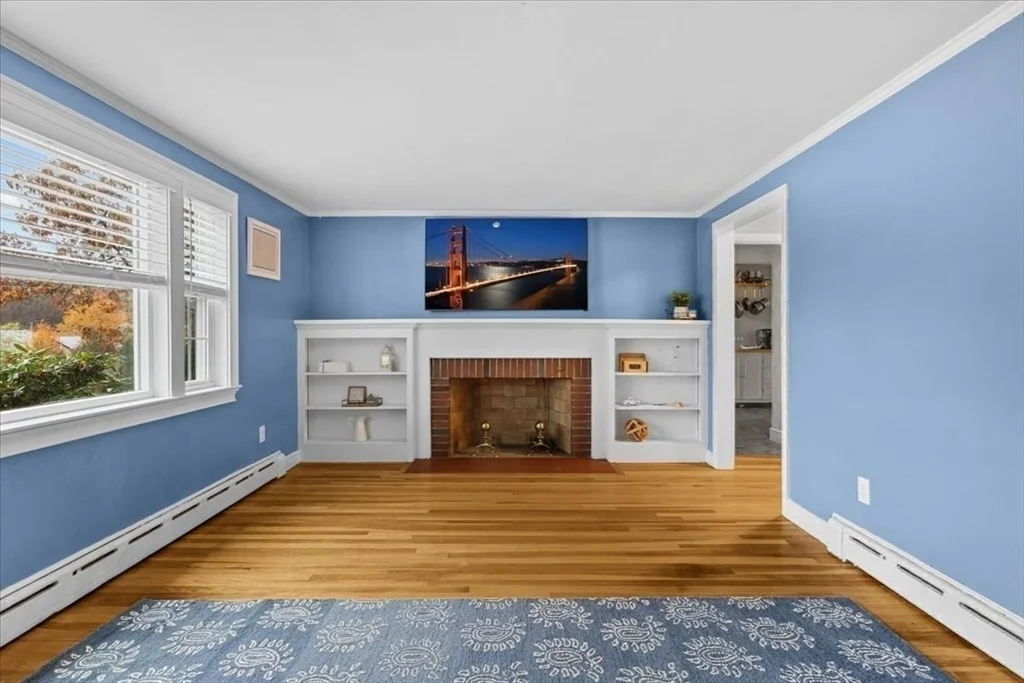 Photo of 100 Whiting St