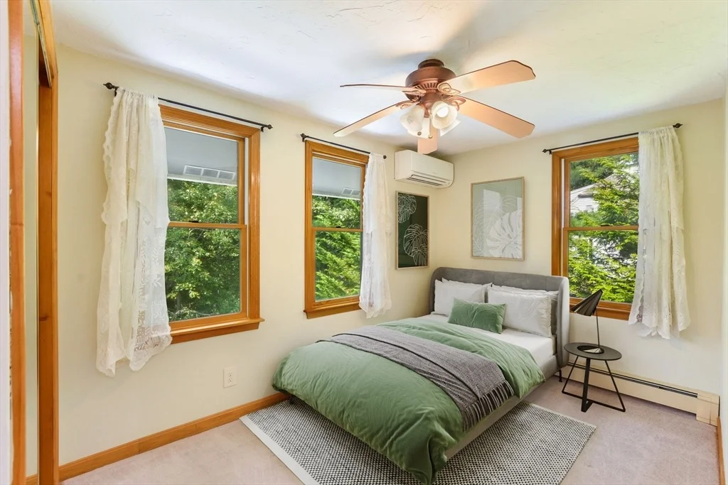 Photo of 41 Halyard Ln