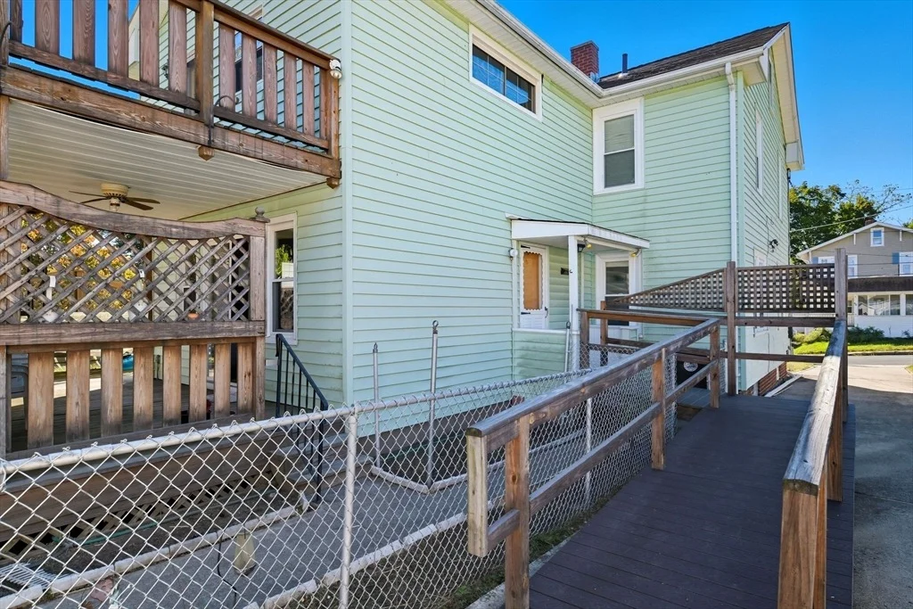 Photo of 43 King St