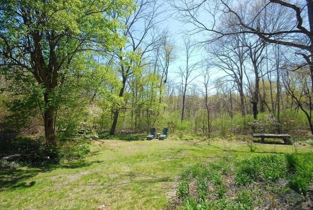 Photo of 239 Stow Rd