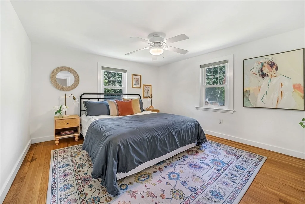 Photo of 9 Stonebridge Rd