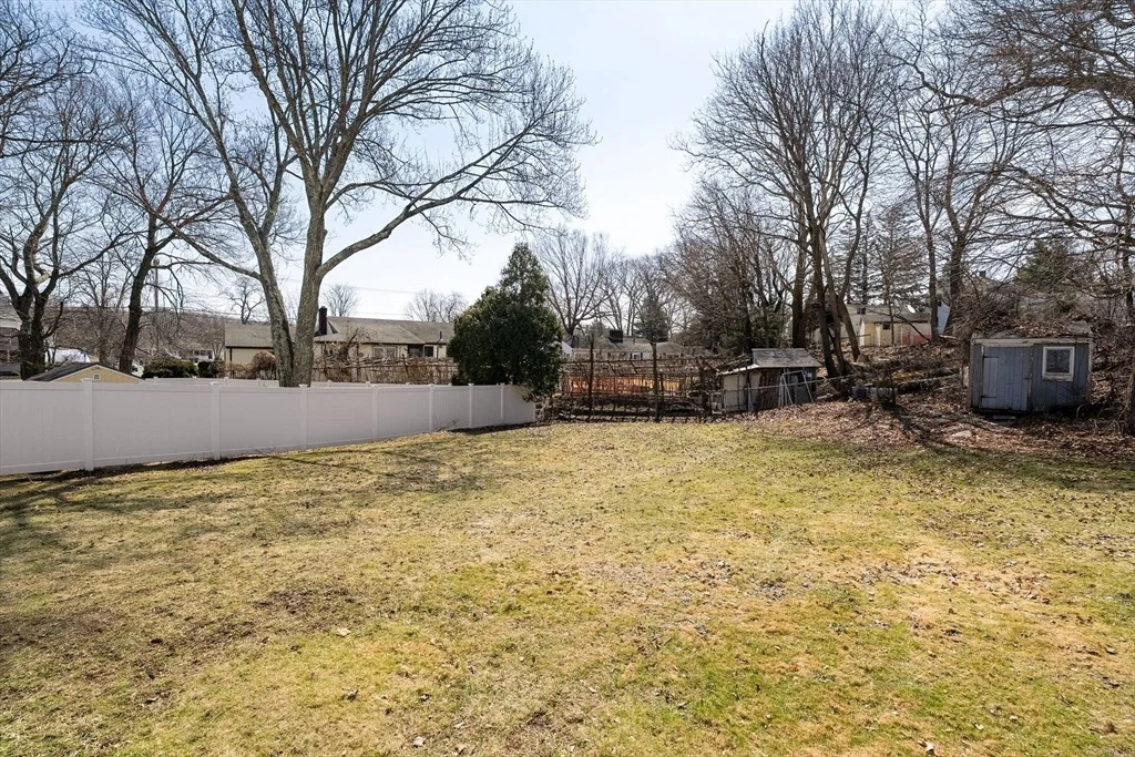 Photo of 14 Hillside Road