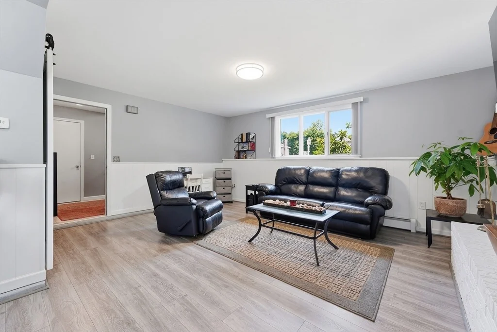 Photo of 98 Mclean Parkway