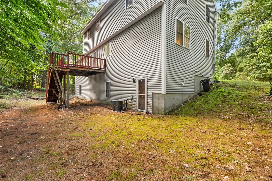 Photo of 245 Hampstead St