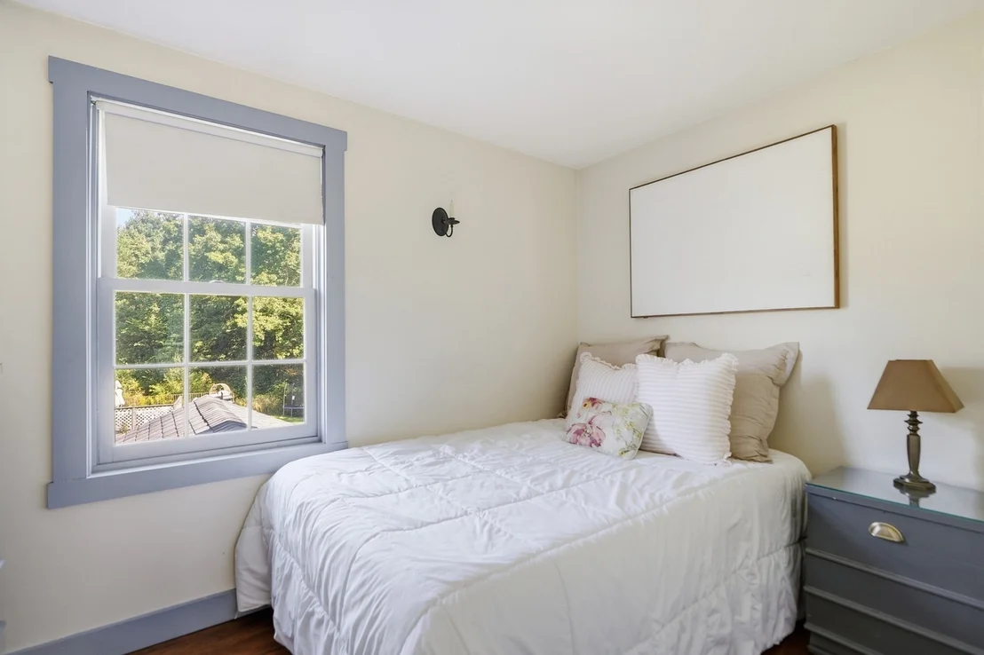 Photo of 355 Tyler St