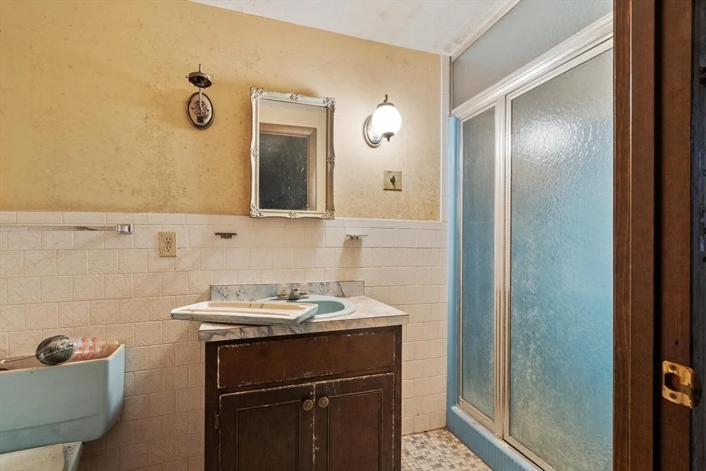 Photo of 354 Maple St