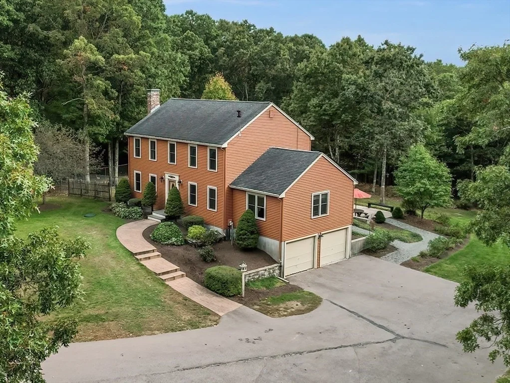 Photo of 65 Benjamin Day Dr.