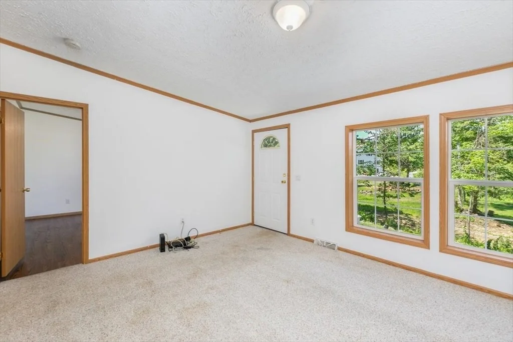 Photo of 98 Hurricane Rd